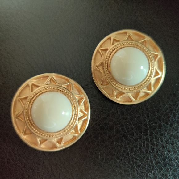 Vintage Etruscan revival Earrings by Realm ( Ann King Lagos - Picture 5 of 10